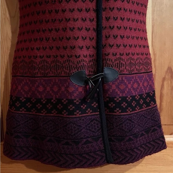 Icelandic Design Wool Blend Vest Womans XS Toggles with Snaps~Tunic Length - Picture 5 of 12